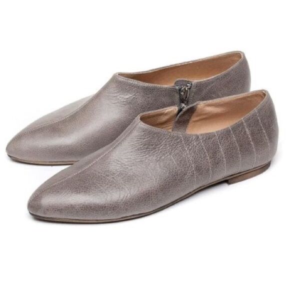 Burlinca Handmade Leather Flats - Picture 1 of 12